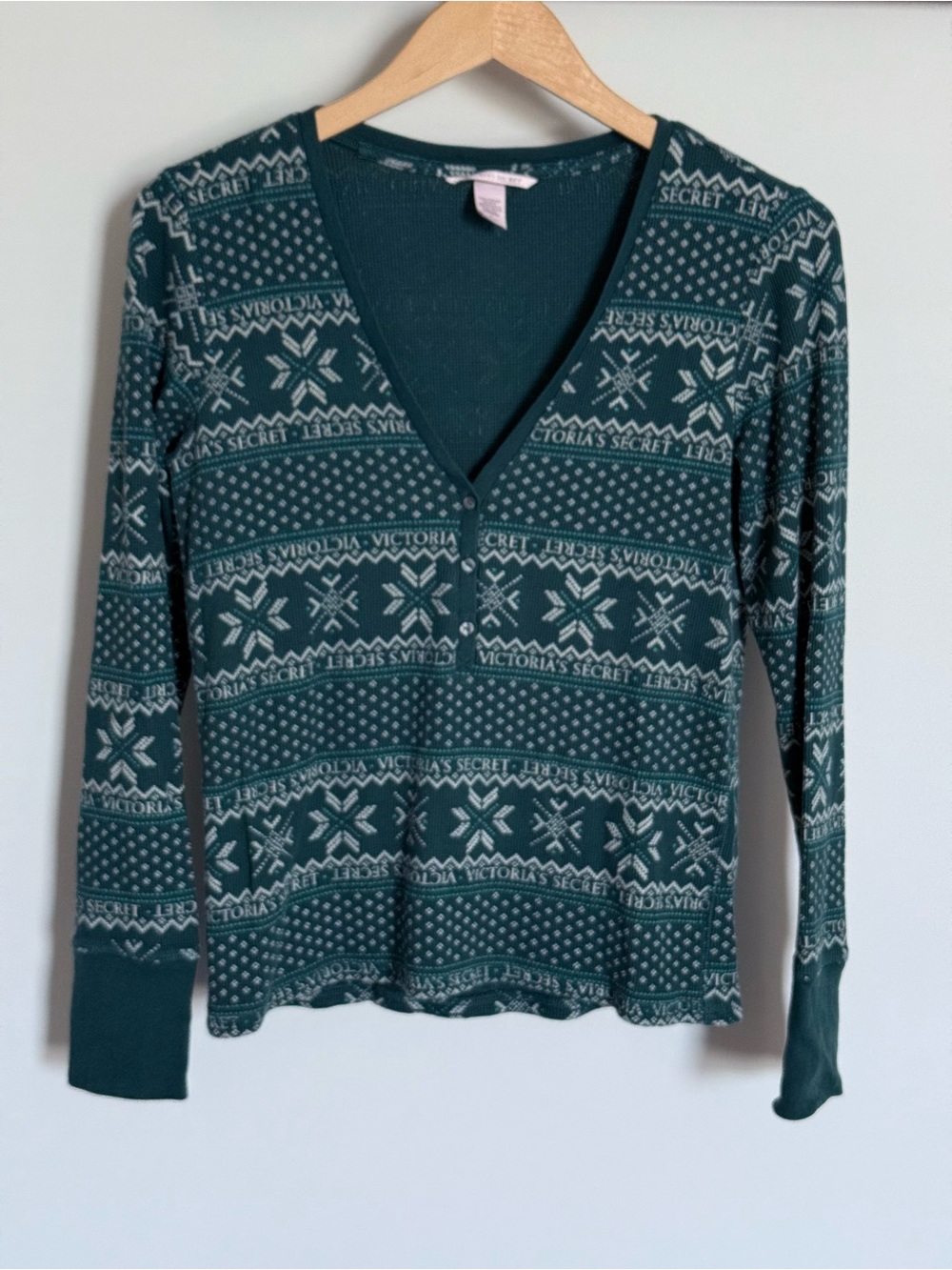 Victoria’s Secret Green Fair Isle Thermal Pajama Set Henley Shorts Medium - Picture 4 of 16